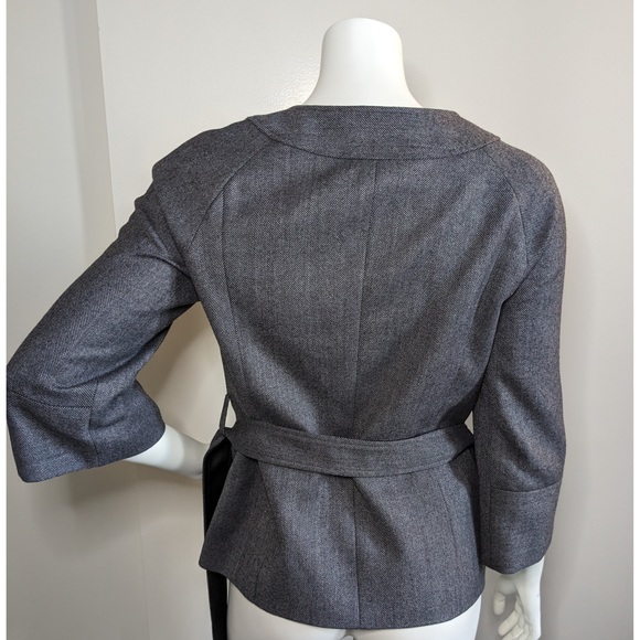 Talbots Vintage Gray Wool Button Up Belted Blazer Jacket, Size 8 - Picture 4 of 7